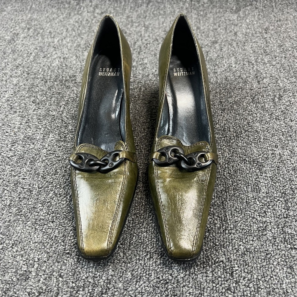Stuart Weitzman Y2K Square Toe Pump‎ 8N Olive Green Leather Chain Kitten Heel